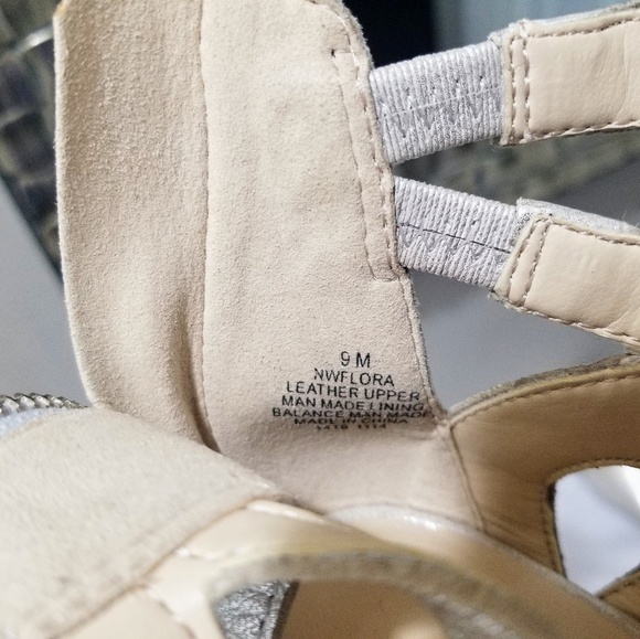 Nine West Silver Heels - Picture 7 of 8